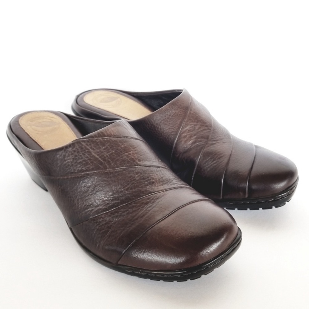 NURTURE Swift brown leather mules heeled clog padded footbed neutral minimalist